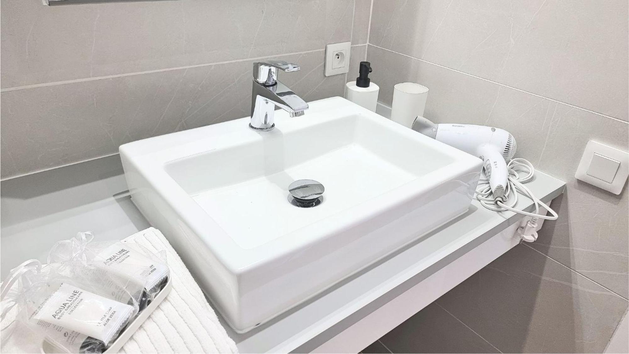 Cocoon Neuf - Climatise - Centre Appartement *
